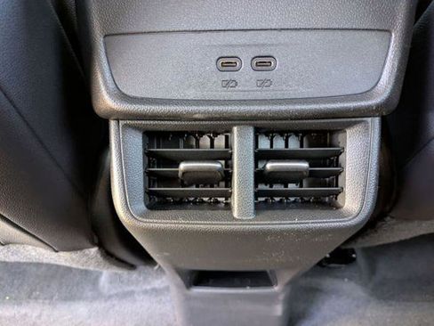 New 2026 Chevrolet Equinox LT w/ Convenience Package II image 24