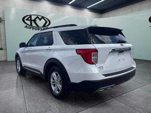 Used 2020 Ford Explorer XLT w/ Equipment Group 202A RWD image 5