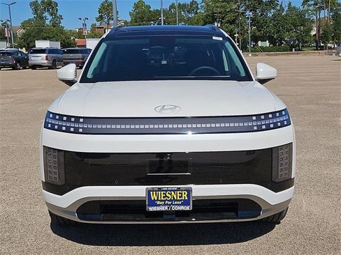 New 2026 Hyundai Ioniq 9 Calligraphy image 2