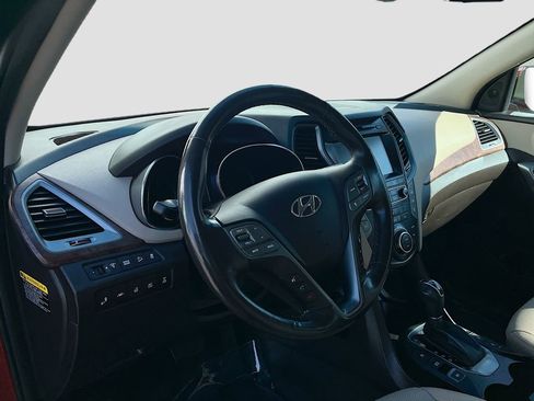 Used 2018 Hyundai Santa Fe Limited image 9