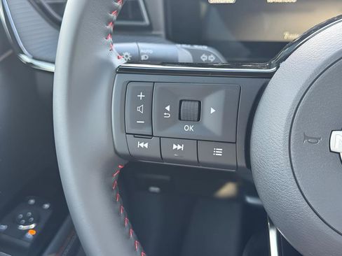 New 2026 Nissan Kicks SR w/ Cold Weather Package image 21