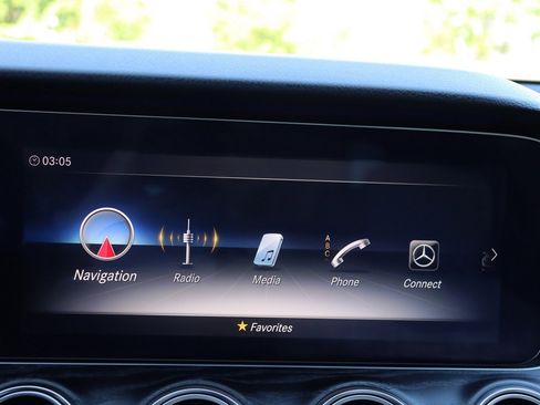 Used 2019 Mercedes-Benz E 300 4MATIC w/ Premium 1 Package image 35