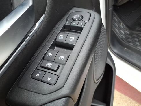 New 2026 RAM 1500 2WD Crew Cab image 20