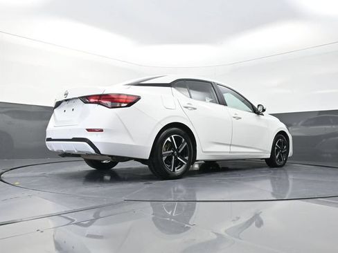 Used 2025 Nissan Sentra SV FWD image 37