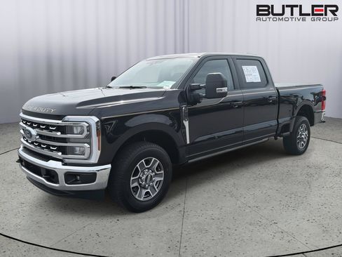 Certified 2026 Ford F350 Lariat RWD image 2