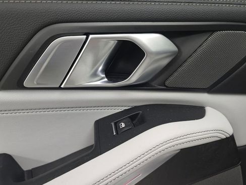 Certified 2023 BMW X5 xDrive40i w/ M Sport Package image 27