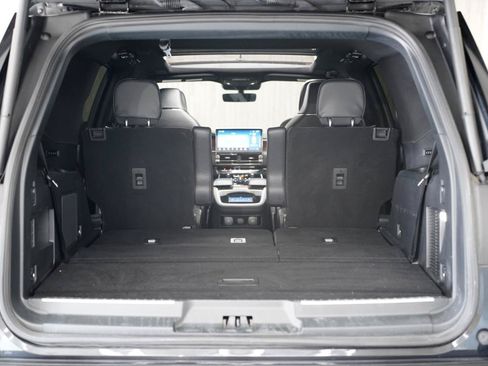Used 2023 Lincoln Navigator Reserve AWD/4WD image 43