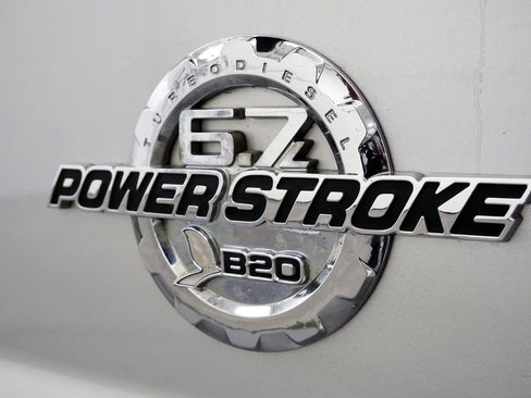 Used 2011 Ford F450 Lariat w/ Lariat Ultimate Pkg AWD/4WD image 10