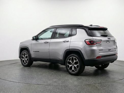 Used 2025 Jeep Compass Limited AWD/4WD image 6