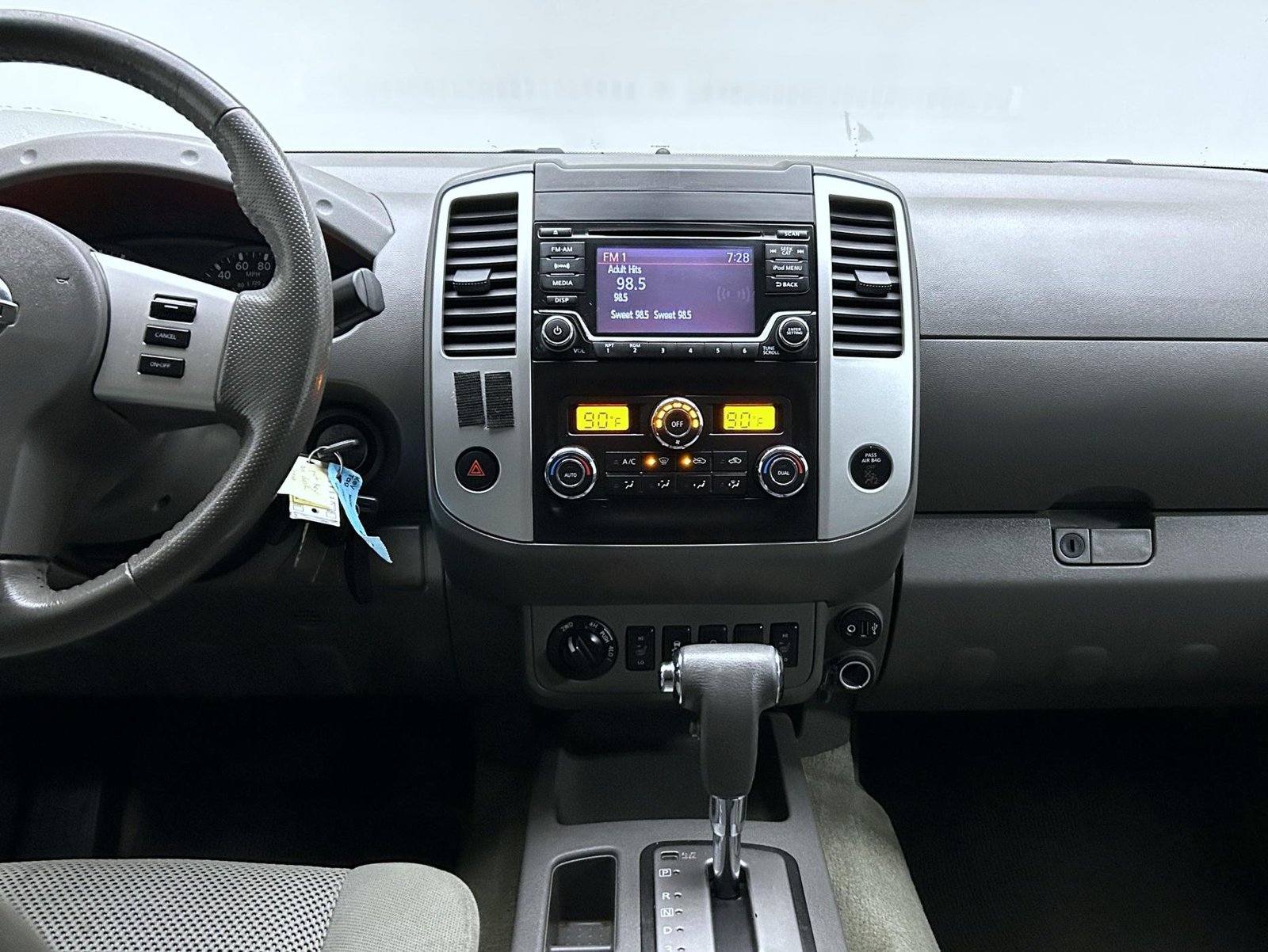 Used 2018 Nissan Frontier SV w/ Value Truck Package AWD/4WD image 13