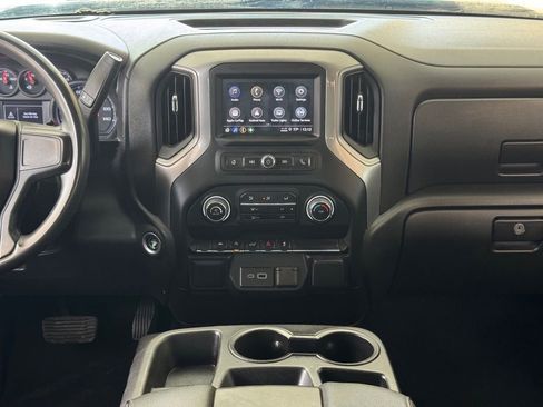 Used 2024 Chevrolet Silverado 1500 Custom AWD/4WD image 4