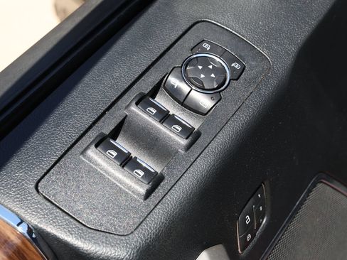 Used 2019 Ford F150 Lariat AWD/4WD image 26