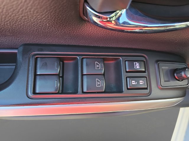 Used 2024 Nissan Titan SV w/ Accessory Utility Package AWD/4WD image 27