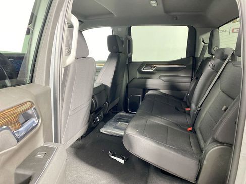 Used 2026 GMC Sierra 1500 Elevation image 21