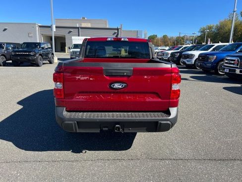 New 2025 Ford Maverick XLT w/ XLT Luxury Package FWD image 11