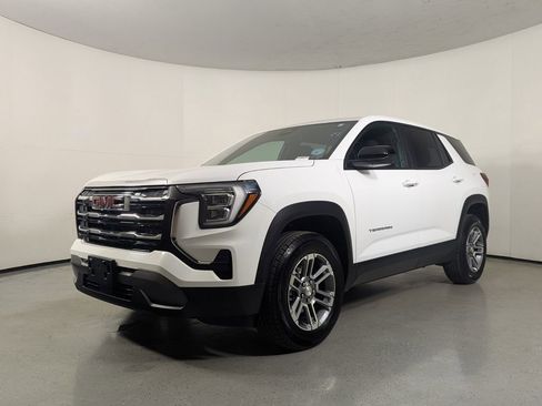 Used 2026 GMC Terrain Elevation FWD image 3