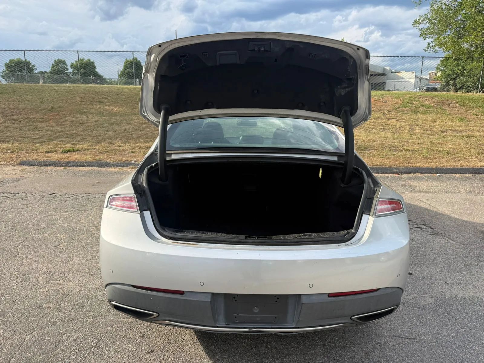 Used 2017 Lincoln MKZ Reserve FWD image 20