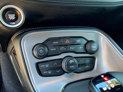 Used 2023 Dodge Challenger GT w/ Plus Package image 29