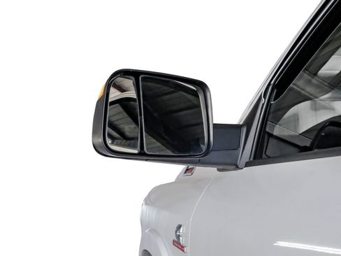 Used 2020 RAM 3500 Tradesman image 40