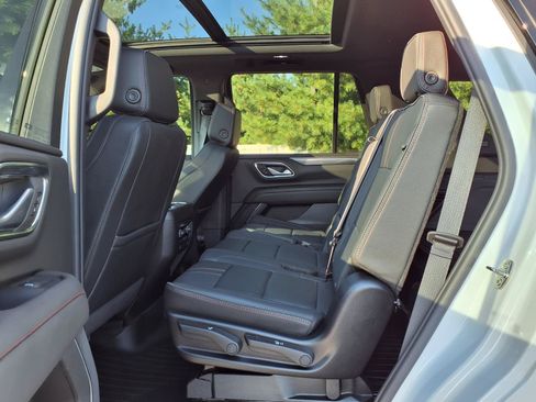 Used 2024 Chevrolet Tahoe RST w/ Luxury Package AWD/4WD image 26