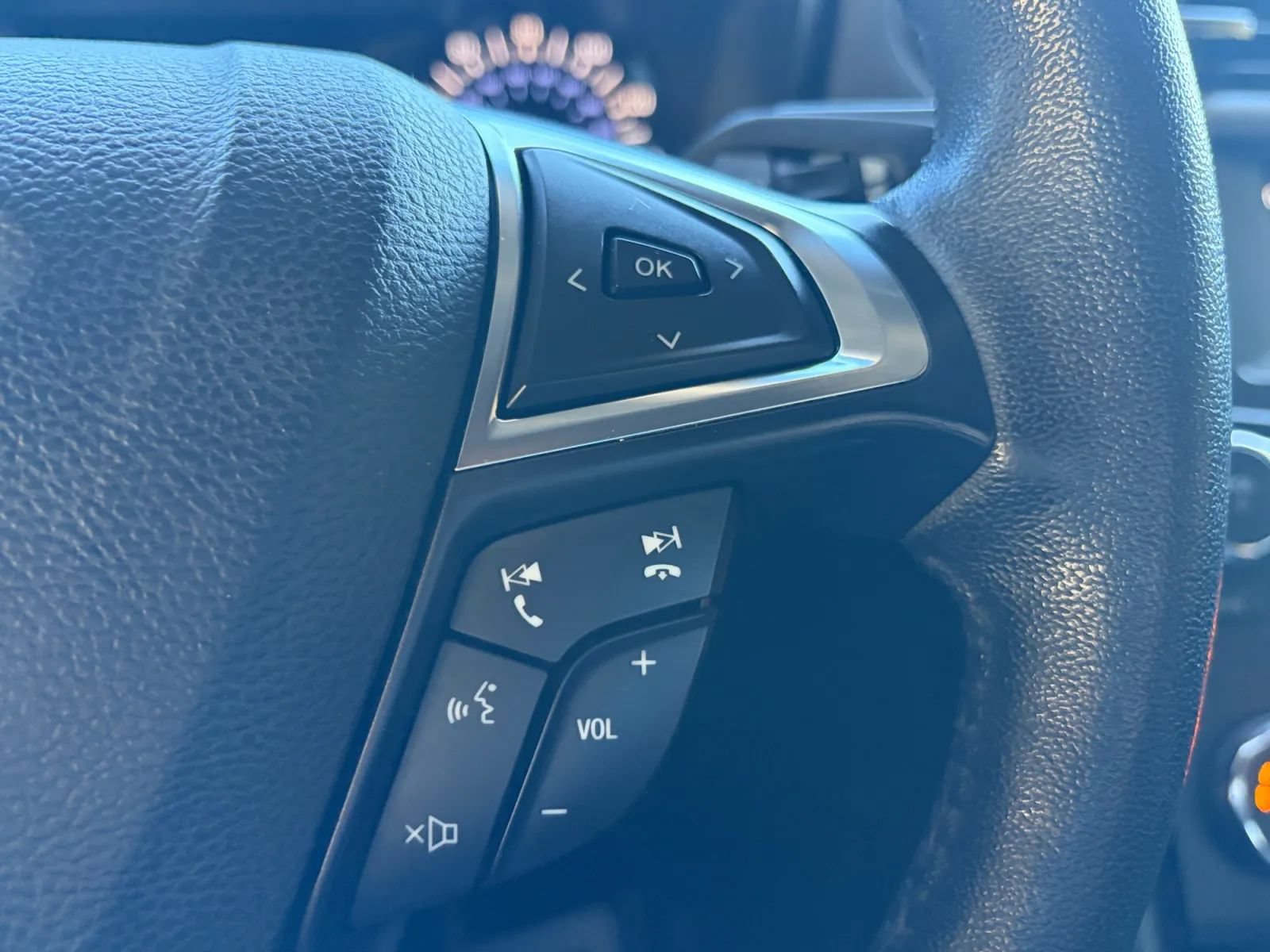 Used 2018 Ford Fusion S w/ Equipment Group 101A FWD image 29