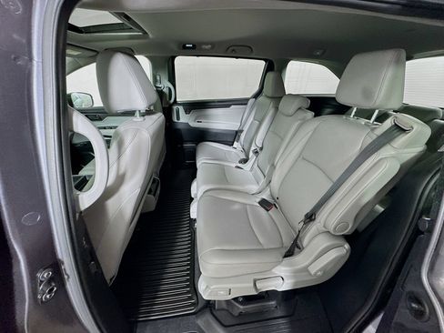 Used 2023 Honda Odyssey EX-L image 22