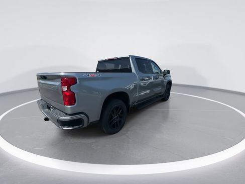 Used 2024 Chevrolet Silverado 1500 Custom image 8
