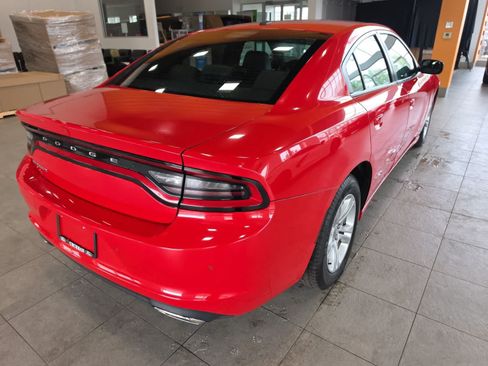 Used 2021 Dodge Charger SXT w/ Leather Interior Group RWD image 8