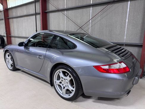 Used 2005 Porsche 911 Carrera RWD image 7