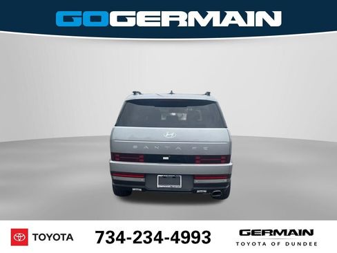 Used 2024 Hyundai Santa Fe Limited FWD image 9