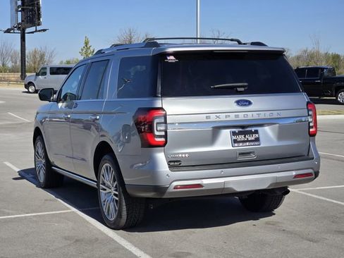 Used 2024 Ford Expedition Limited AWD/4WD image 5