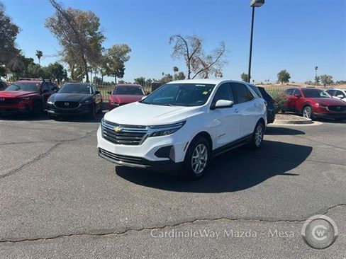 Used 2024 Chevrolet Equinox LT image 3