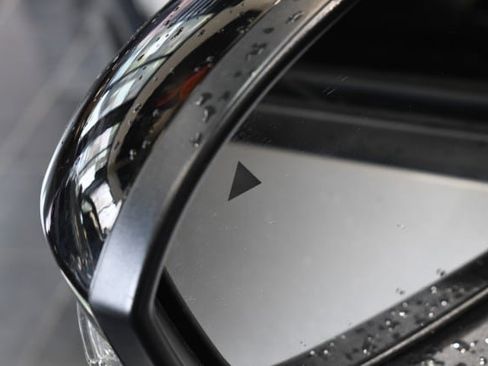 Used 2025 Nissan Rogue Platinum w/ Platinum Premium Package AWD/4WD image 8