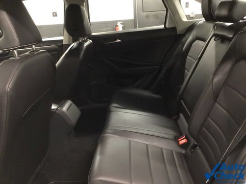Used 2023 Volkswagen Jetta SE FWD image 29