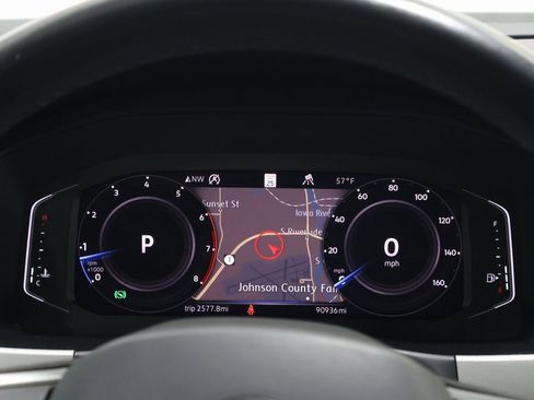 Used 2021 Volkswagen Atlas SEL Premium image 18