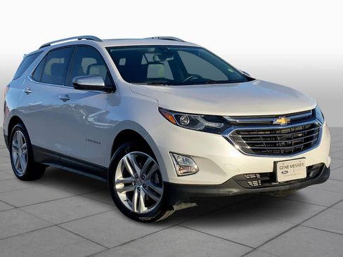 Used 2018 Chevrolet Equinox Premier image 2