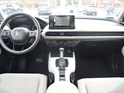 Certified 2023 Honda HR-V LX image 25