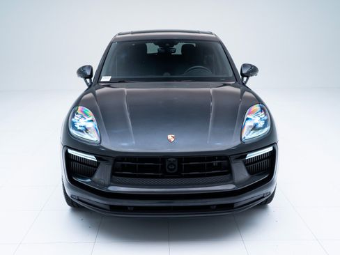 Certified 2024 Porsche Macan S AWD/4WD image 6