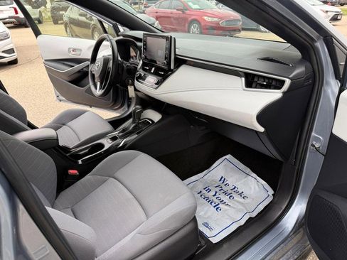 Used 2021 Toyota Corolla SE FWD image 16