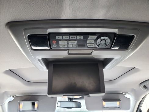 Used 2017 Honda Pilot Touring image 43