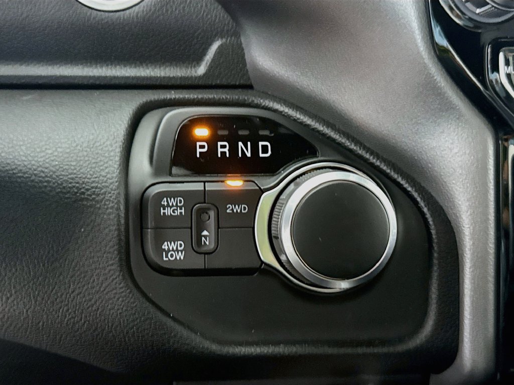Used 2024 RAM 2500 Big Horn w/ Night Edition AWD/4WD image 11