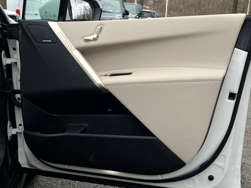 Used 2022 BMW iX xDrive50 w/ Convenience Package image 10