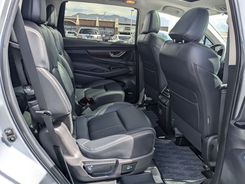 Used 2023 Subaru Ascent Touring AWD/4WD image 32