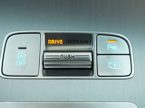 New 2026 Genesis GV70 2.5T Advanced image 36