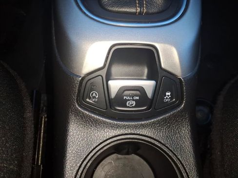 Used 2021 Jeep Compass Latitude w/ Convenience Group image 19