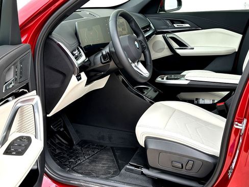 New 2026 BMW X1 xDrive28i w/ Technology Package image 10