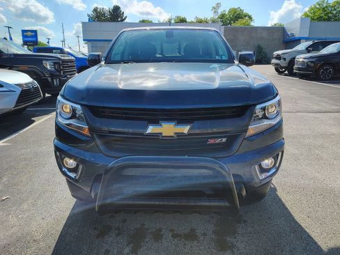 Used 2019 Chevrolet Colorado Z71 AWD/4WD image 2