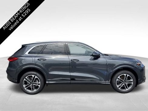 Certified 2025 Audi Q5 Premium w/ Convenience Package AWD/4WD image 9