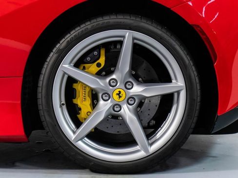 Certified 2022 Ferrari F8 Tributo image 59