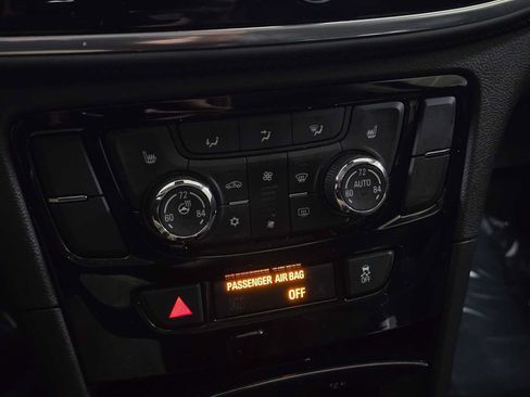Used 2018 Buick Encore Essence AWD/4WD image 30